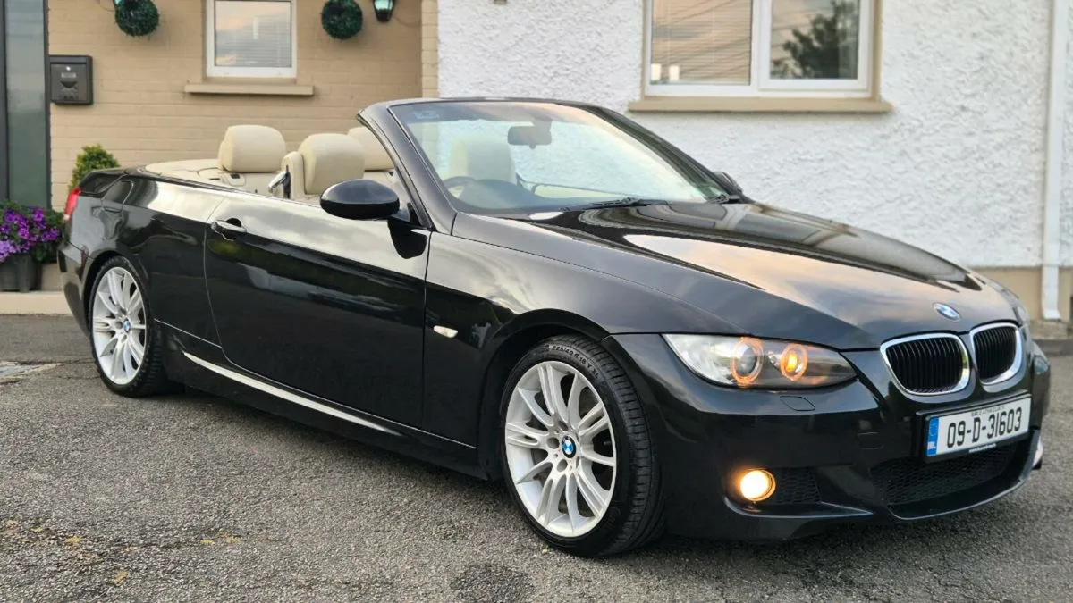 Bmw 320D m-sport Automatic convertible (hardtop) - Image 1