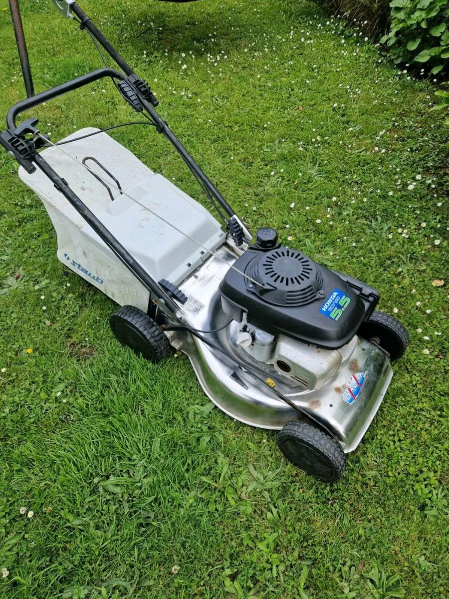 Stainless steel lawnmower Honda engine - Image 1