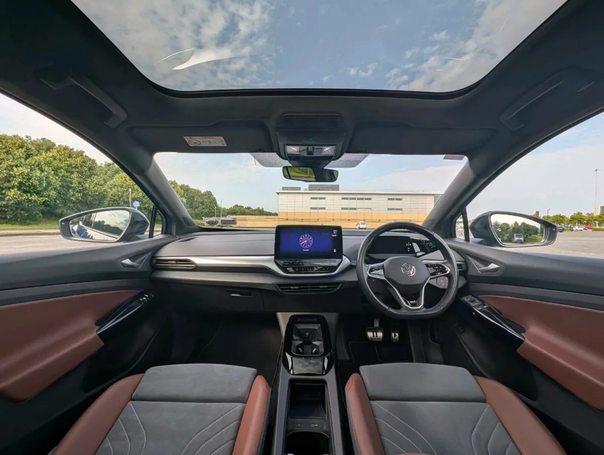 VW ID.4 1st Edition Max 77kWh - Image 3