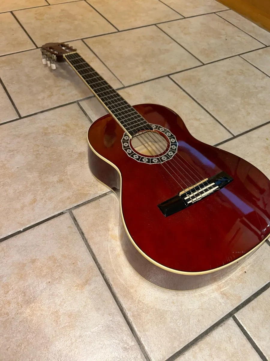 Guitar - Image 2