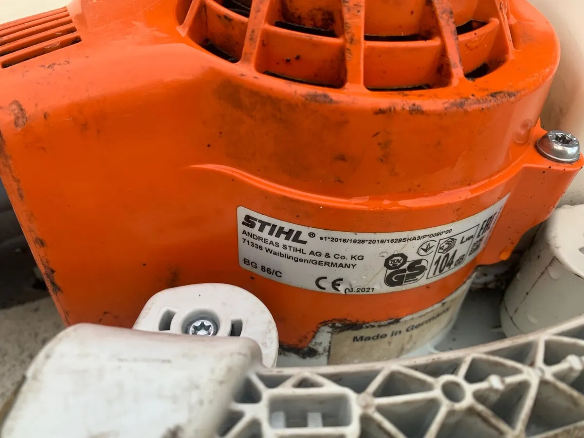 Stihl leaf blowers x2 - Image 3