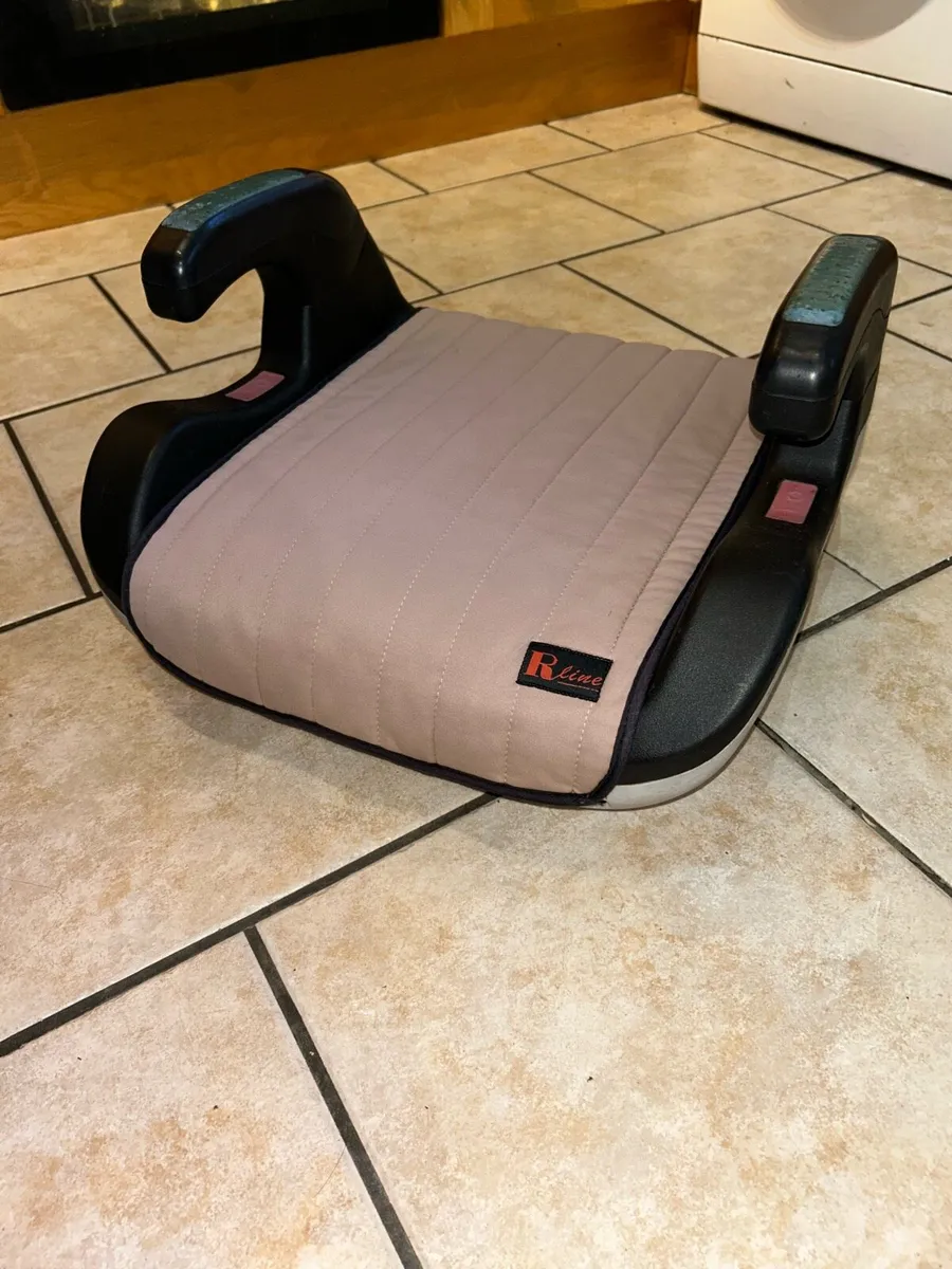 Booster seat - Image 1