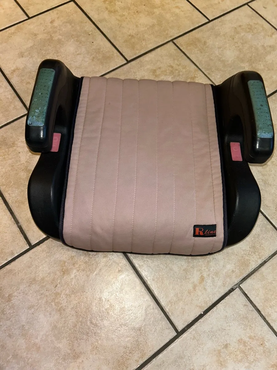 Booster seat - Image 2