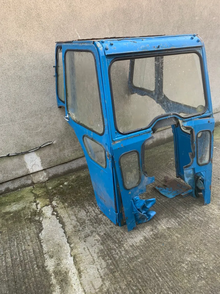 Ford 3000 cab - Image 1