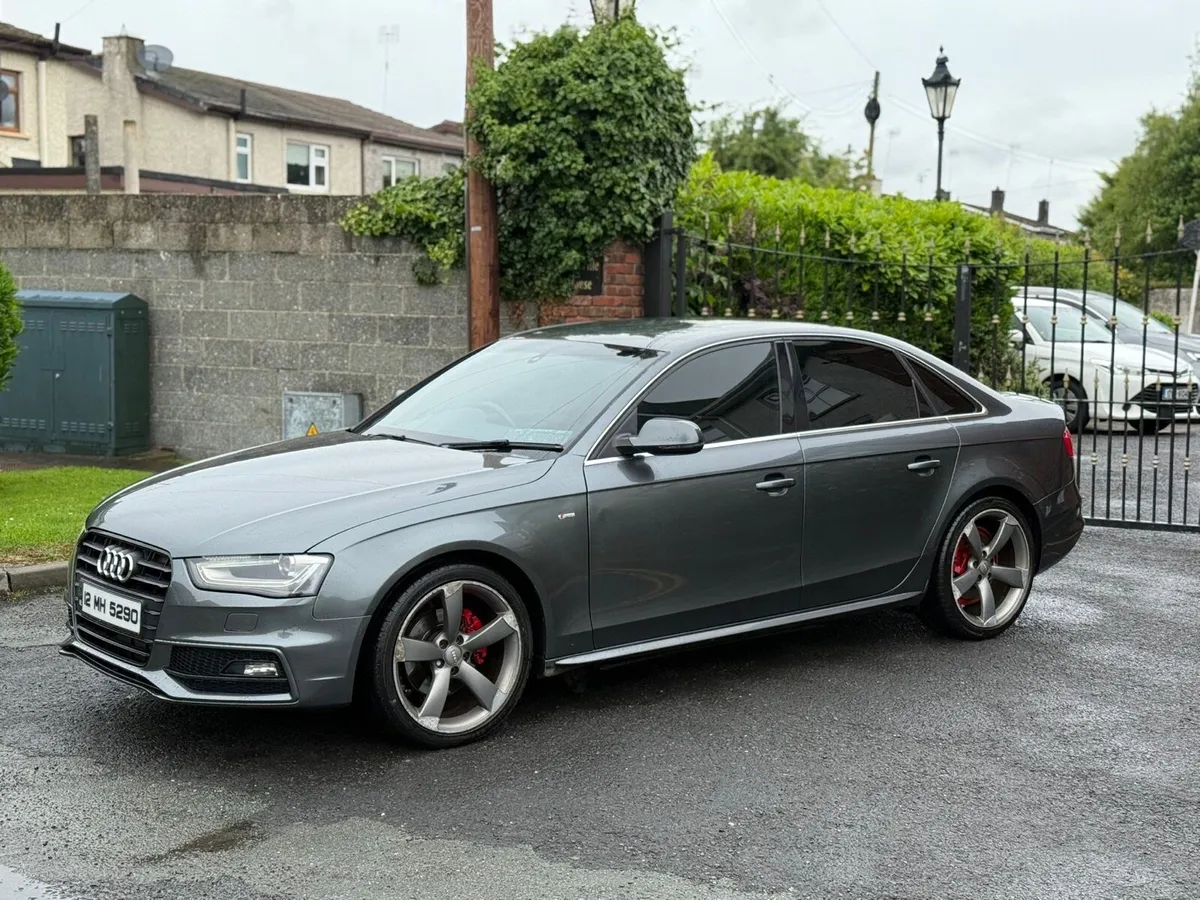 Beautiful Audi A4 Genuine S-line automatic - Image 3