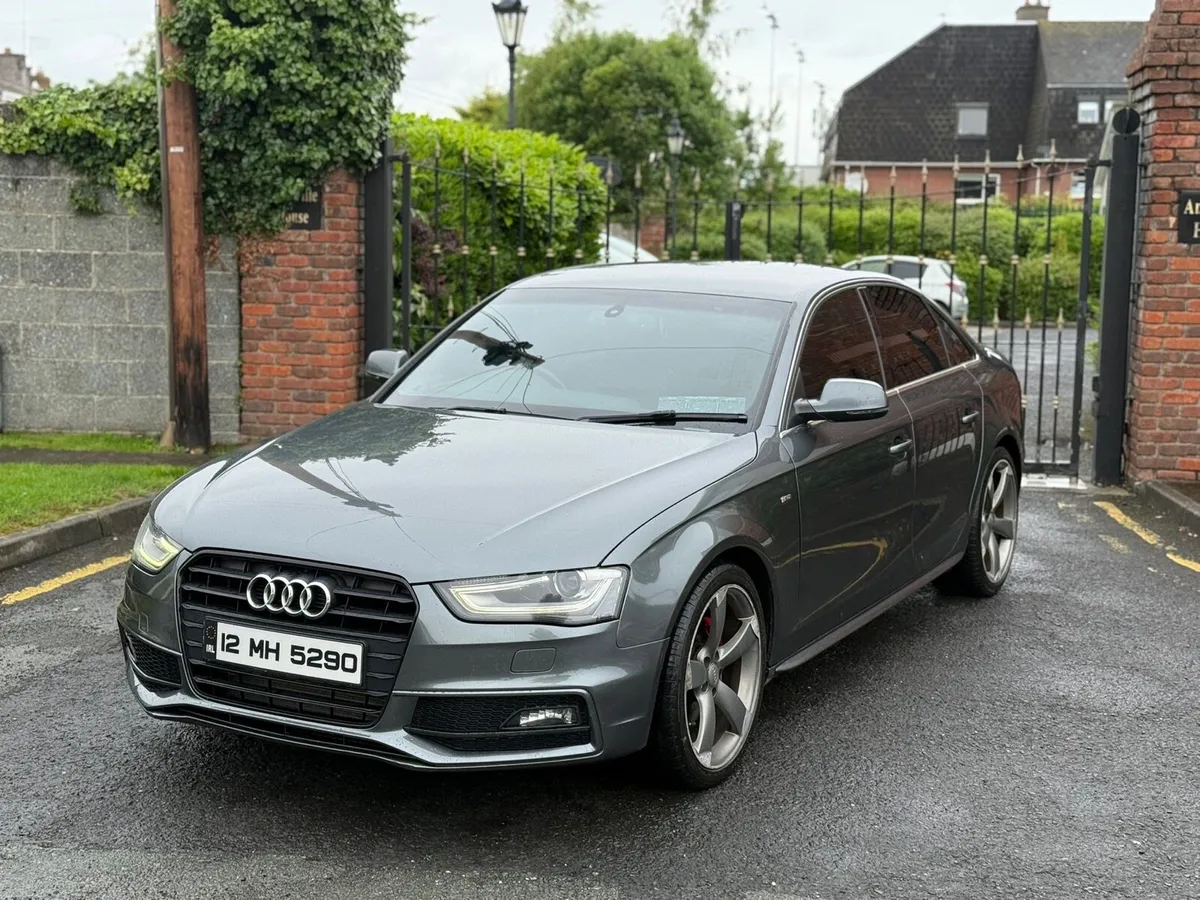 Beautiful Audi A4 Genuine S-line automatic - Image 4