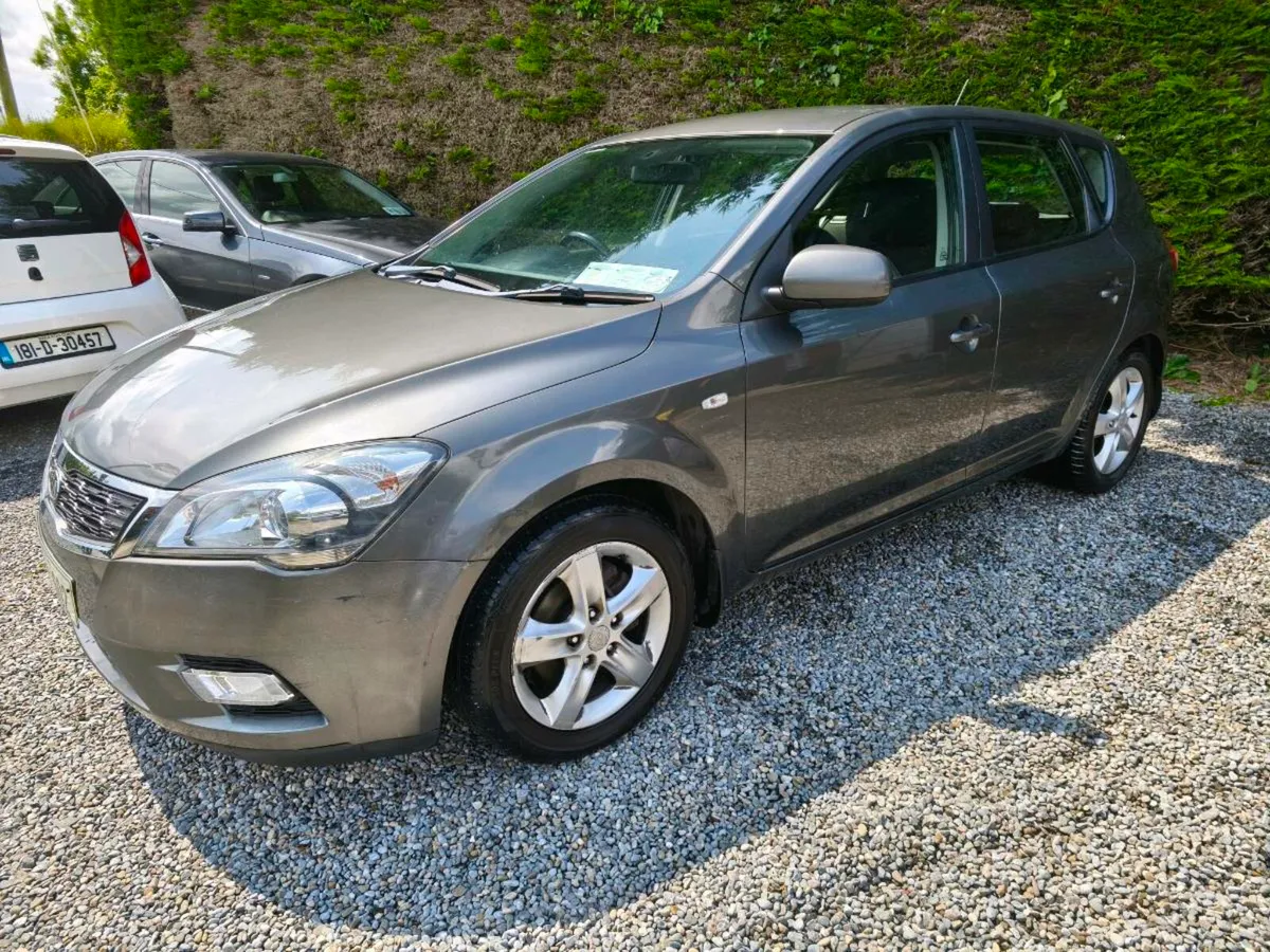 2010 Kia Cee'd 1.6crdi - Image 2