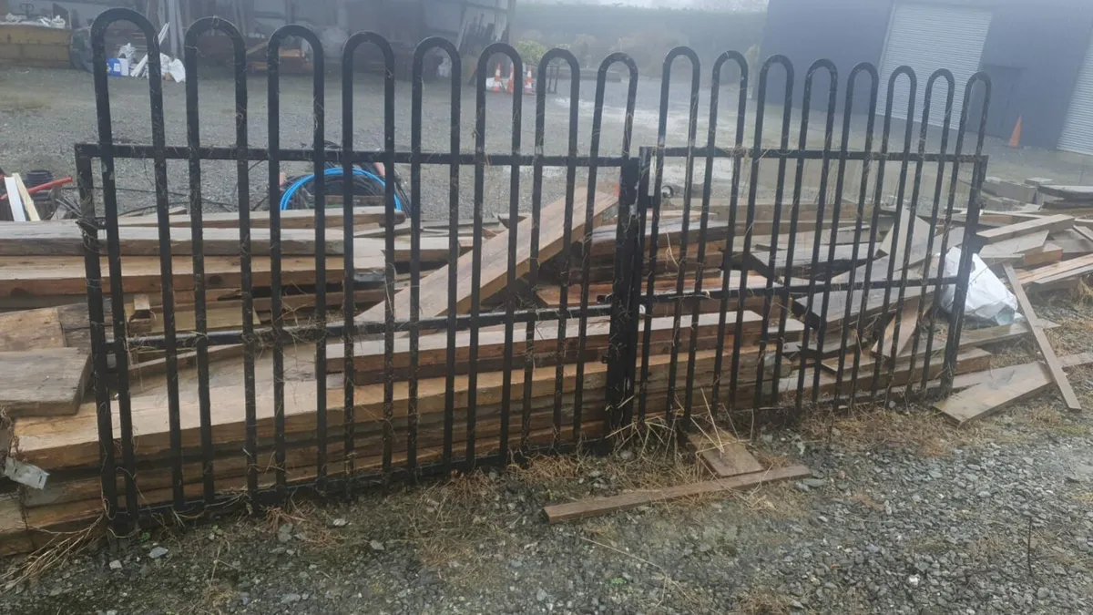 Entrance Gates - Image 1