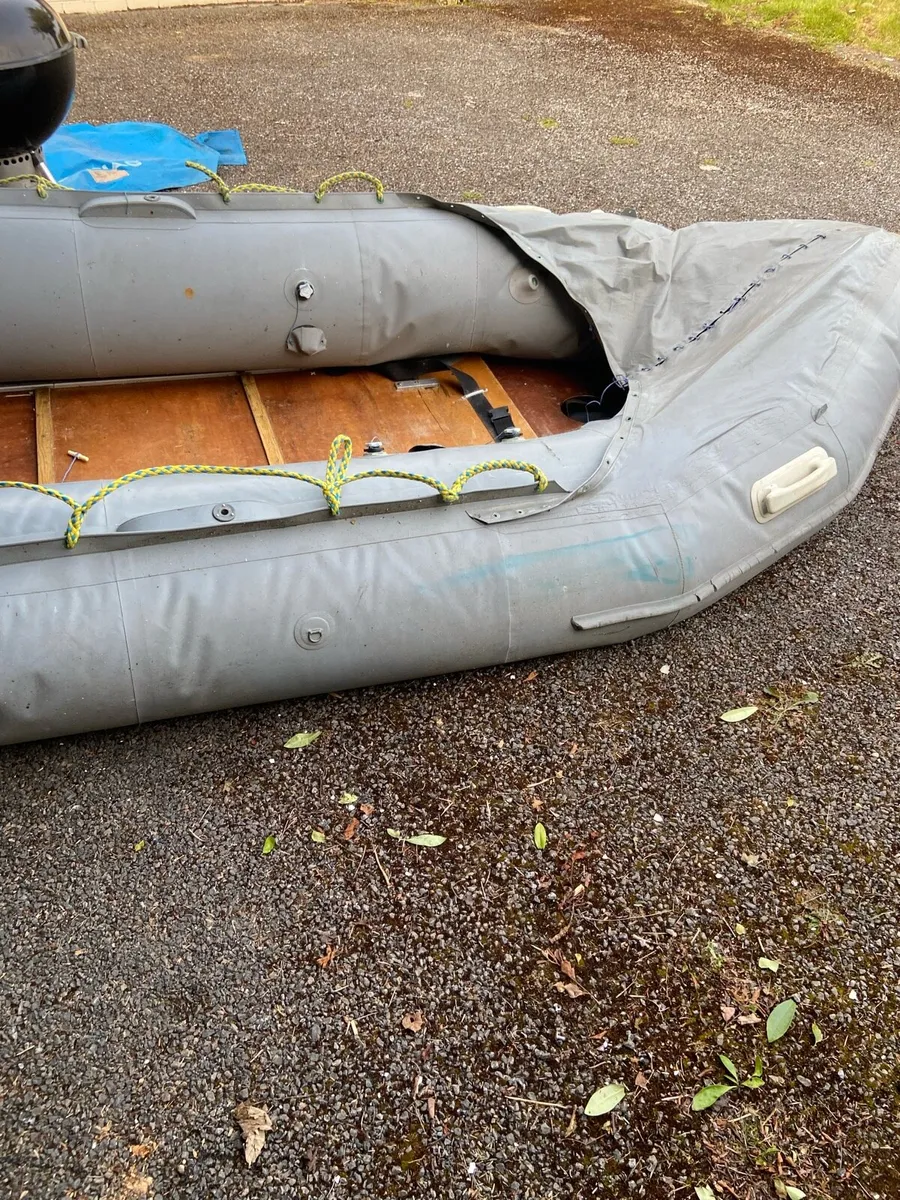 Zodiac 22ft inflatable  30hp Honda - Image 3