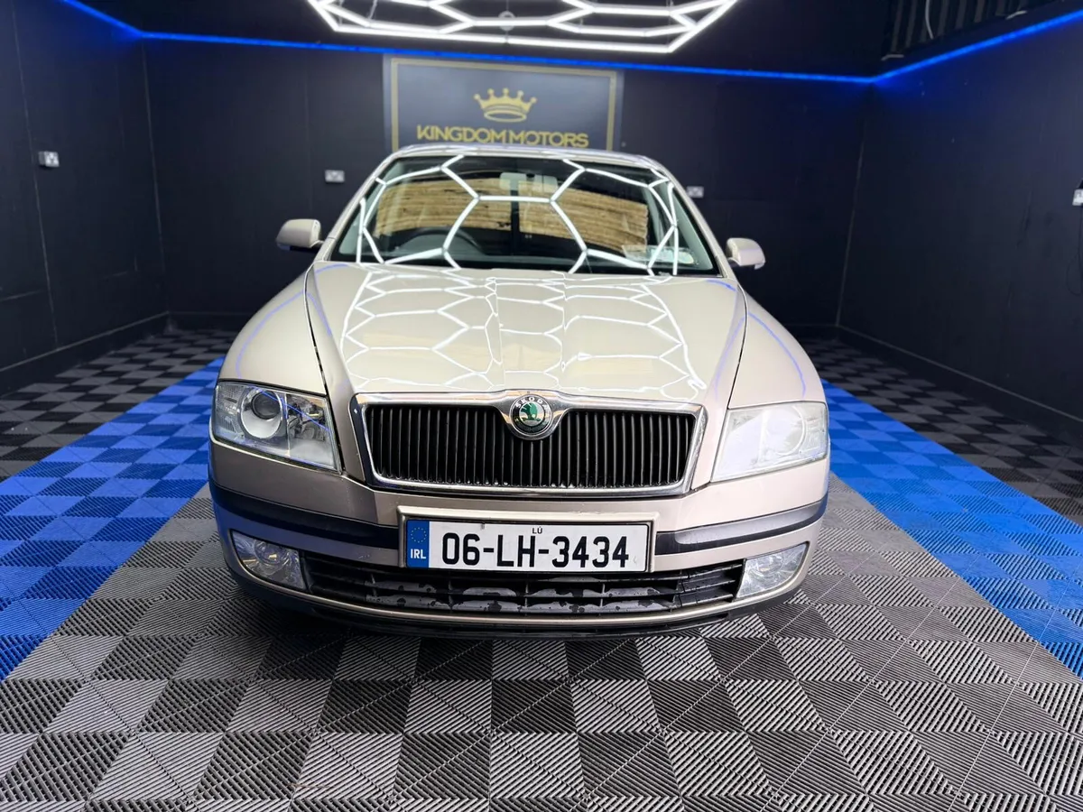 Skoda Octavia 1.4 petrol,NCT 08/25 - Image 4