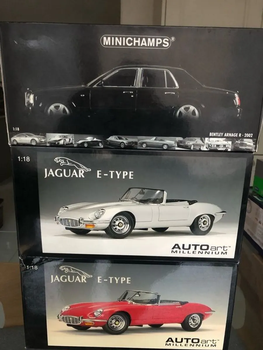 Model Cars AutoArt, Minichamps, Otto 1:18 no 2 - Image 1
