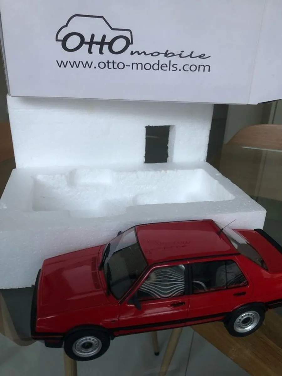 Model Cars AutoArt, Minichamps, Otto 1:18 no 2 - Image 3