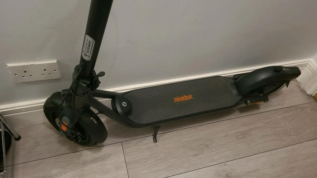 Electric scooter - Image 2