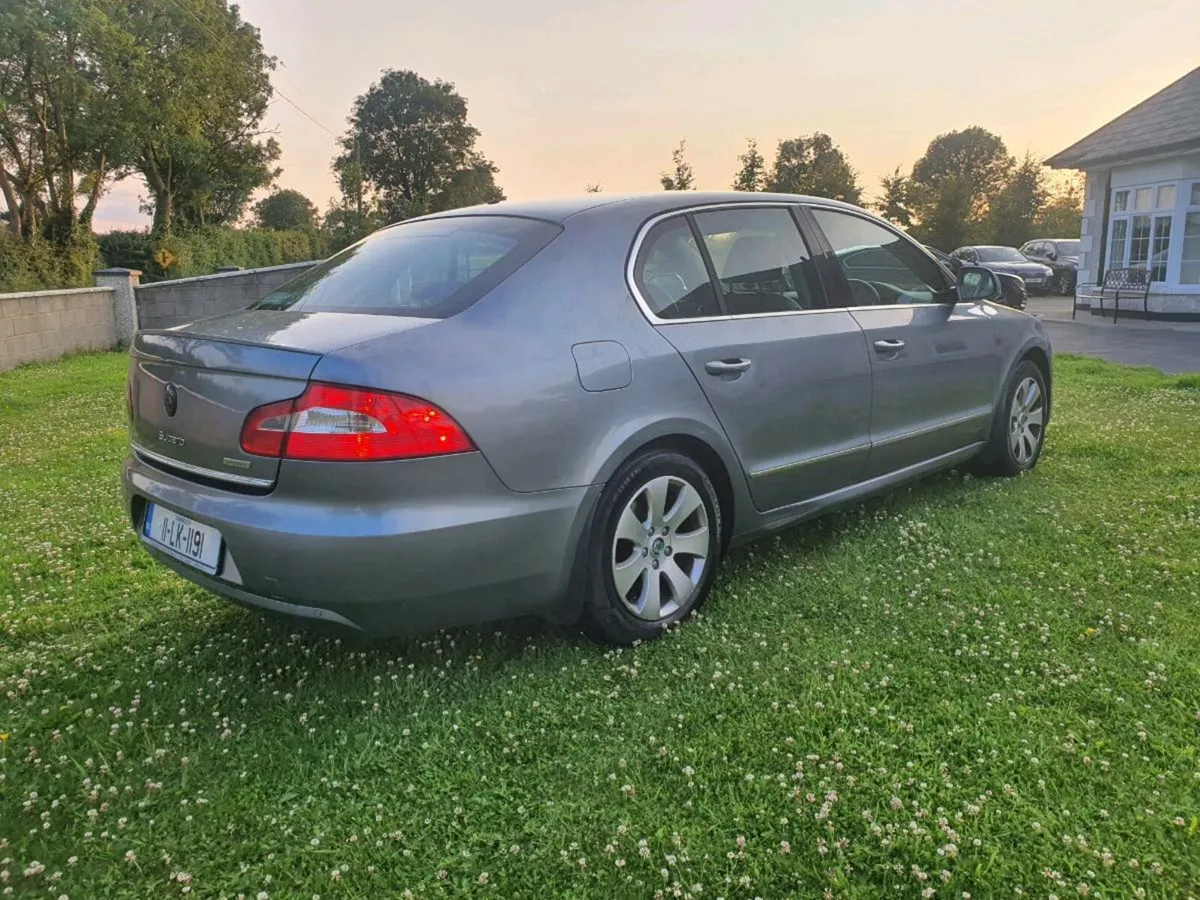 Skoda superb 1.6 Diesel 2011 - Image 3