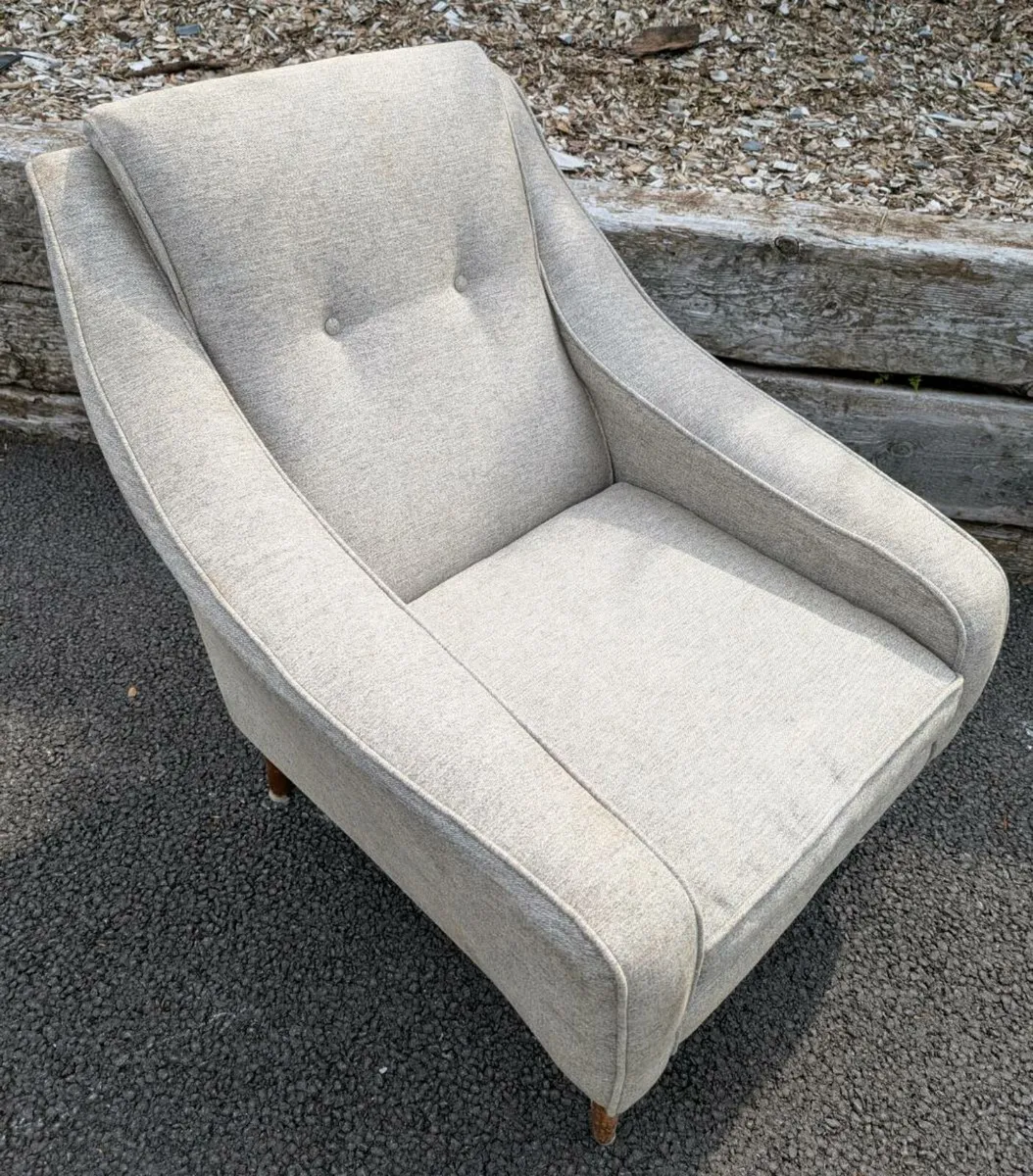 Vintage armchair - Image 3