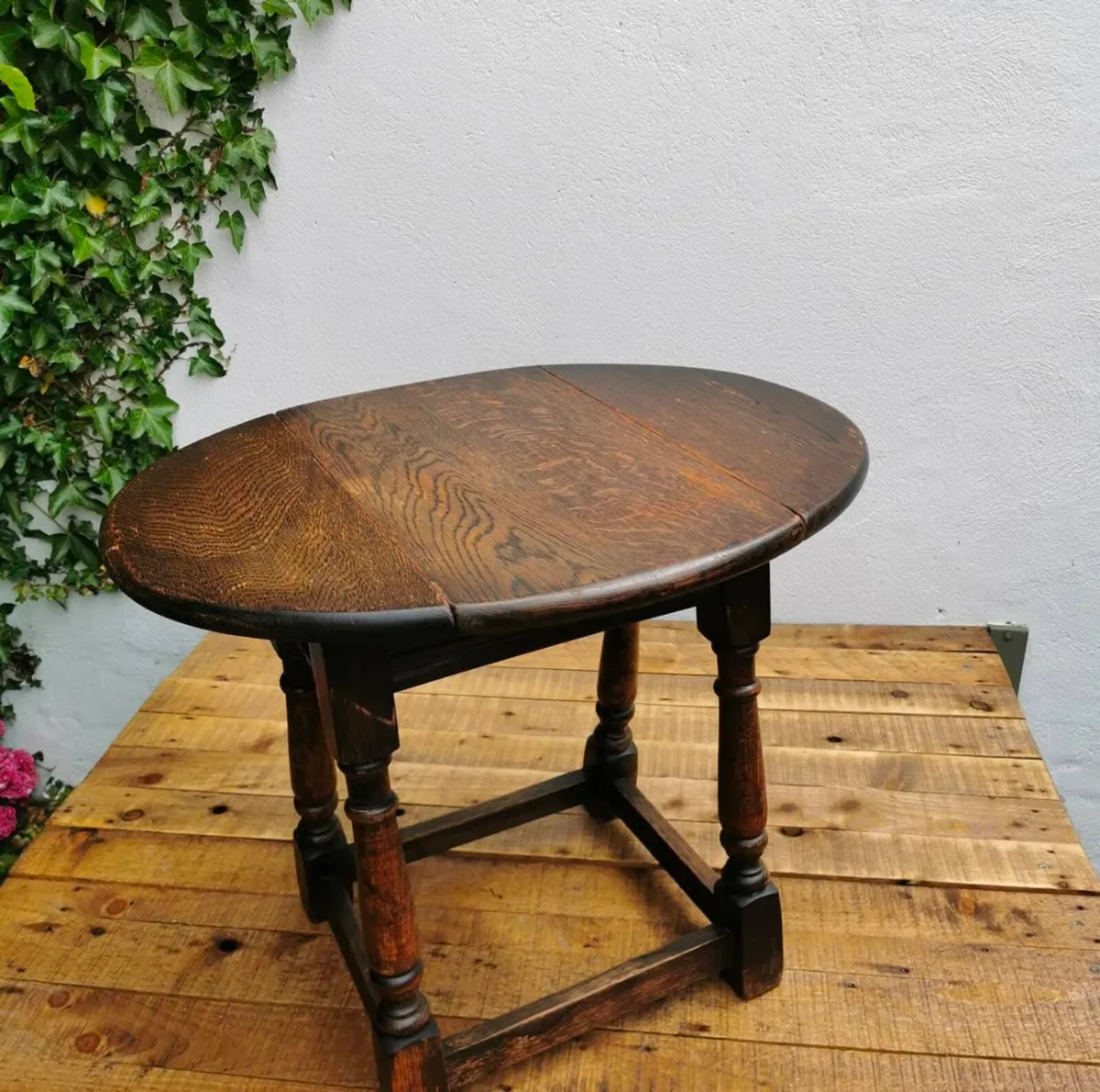 Side table - Image 1