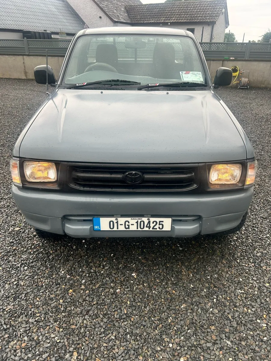 2001 Toyota hilux - Image 3