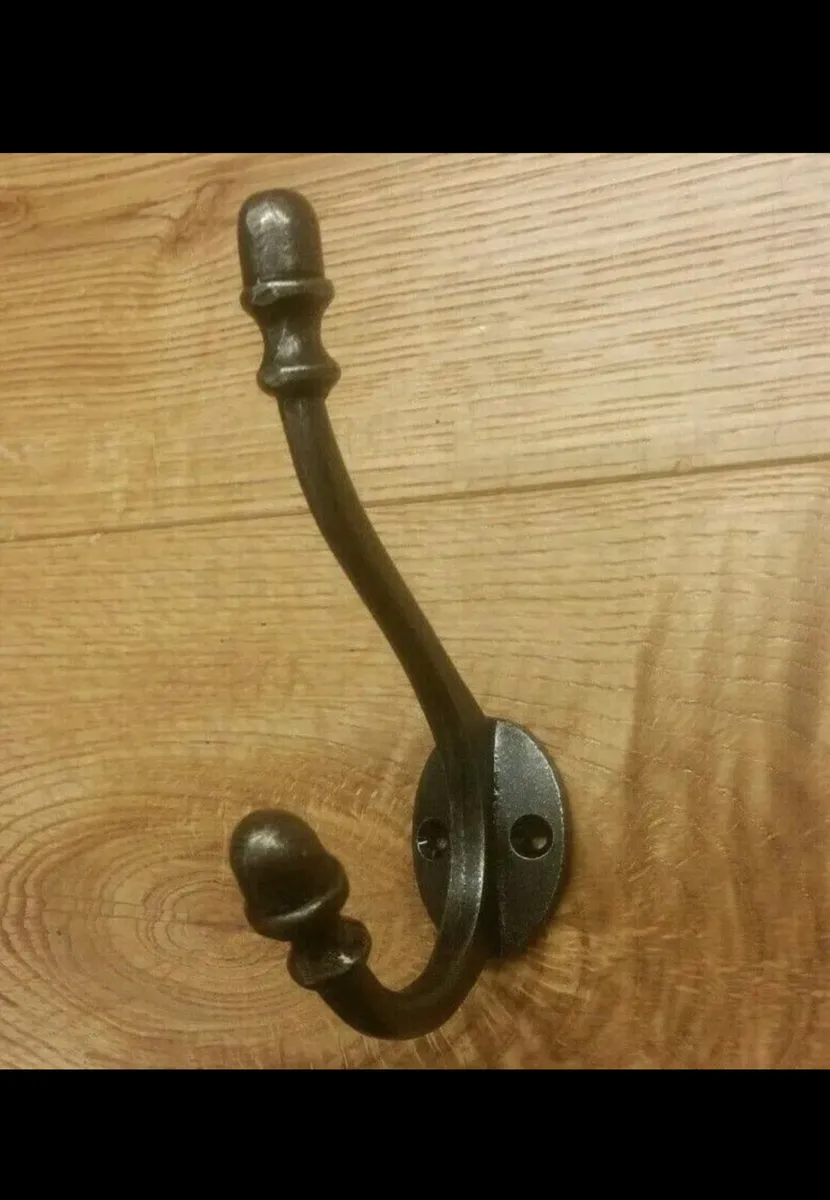 6 x Vintage Style Cast Iron Coat Hooks NEW