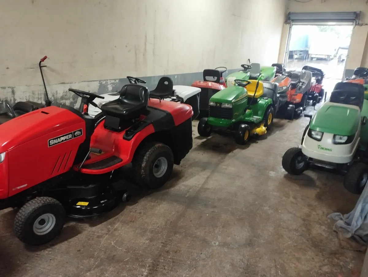 Ride on mowers - Image 3