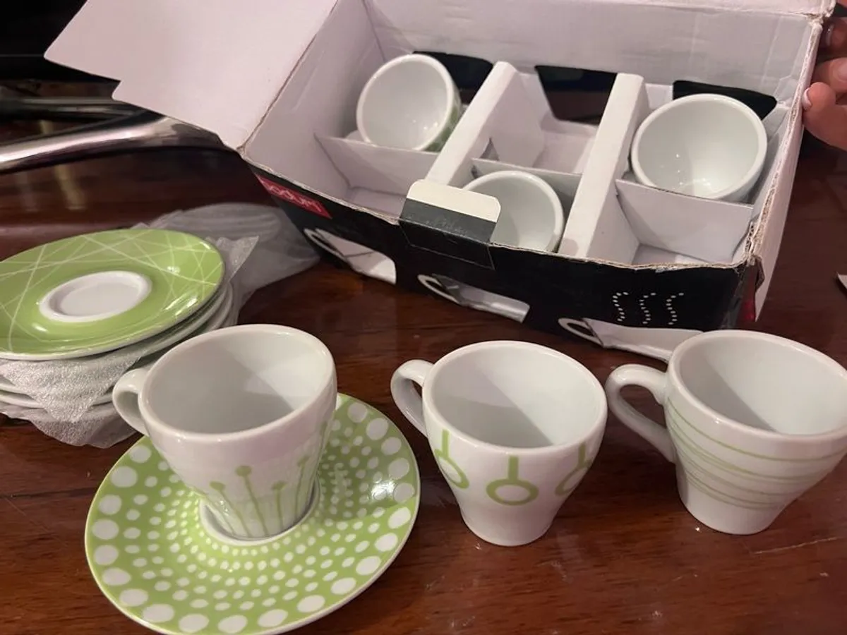 Bodum 6 Espresso cups and saucers - Image 4