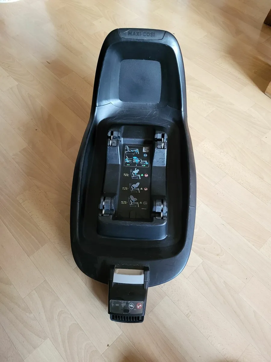 Car seat - Image 1