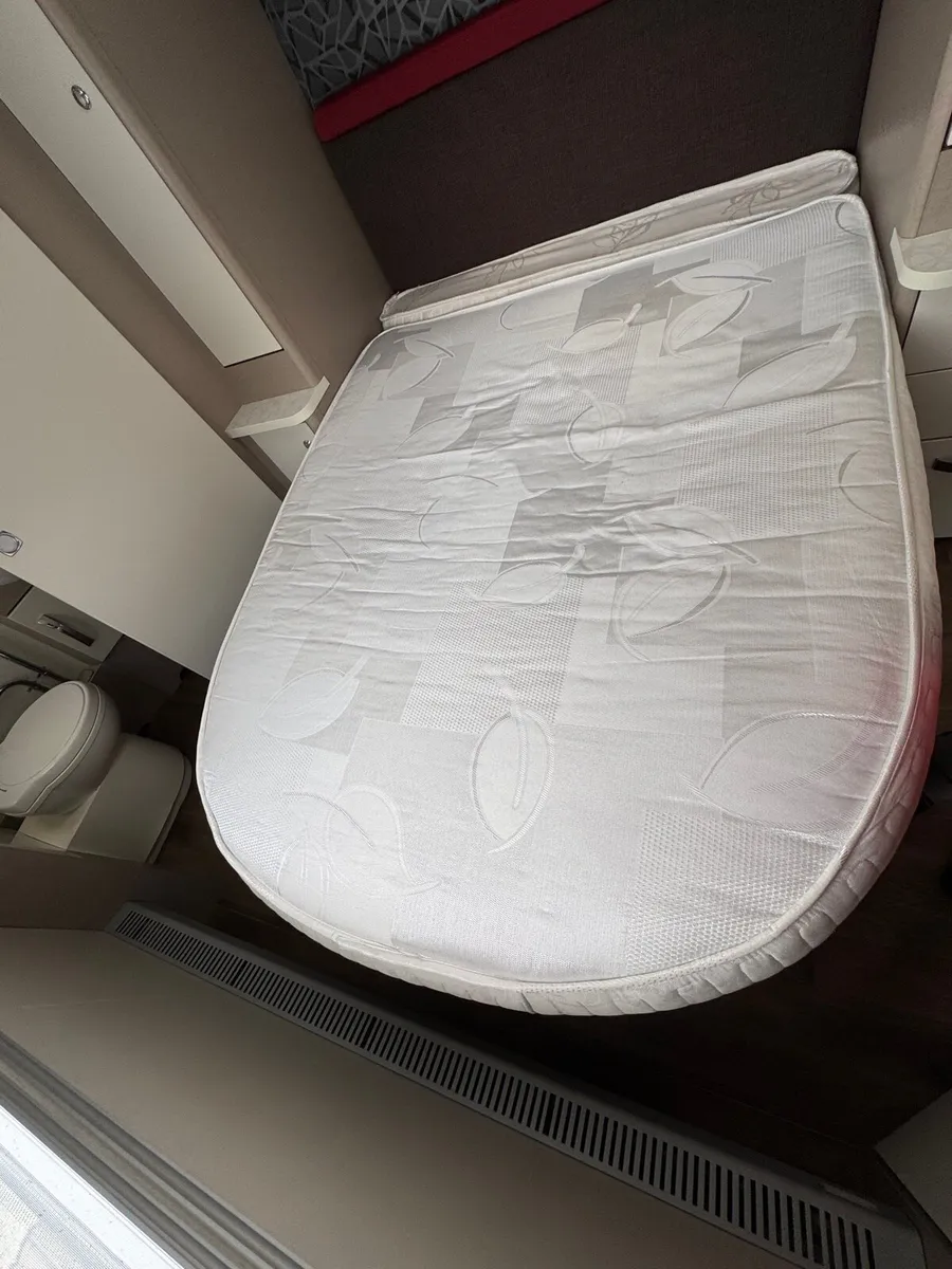 Caravan mattress island bed 133cm width - Image 3