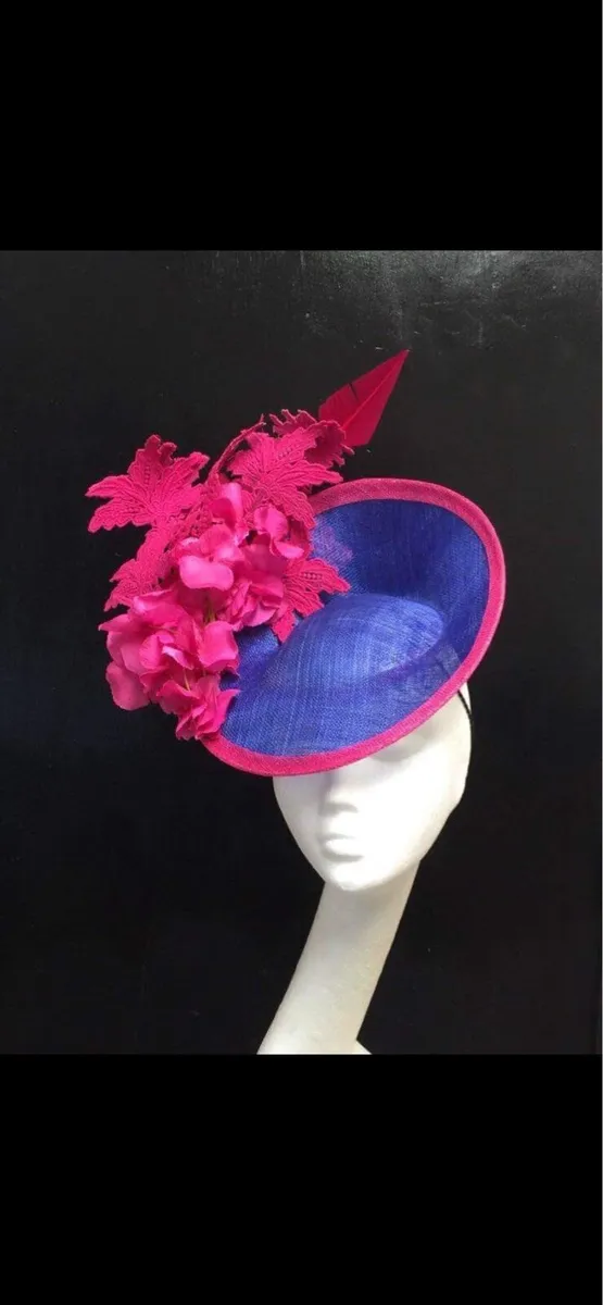 Ladies headpiece - Image 1