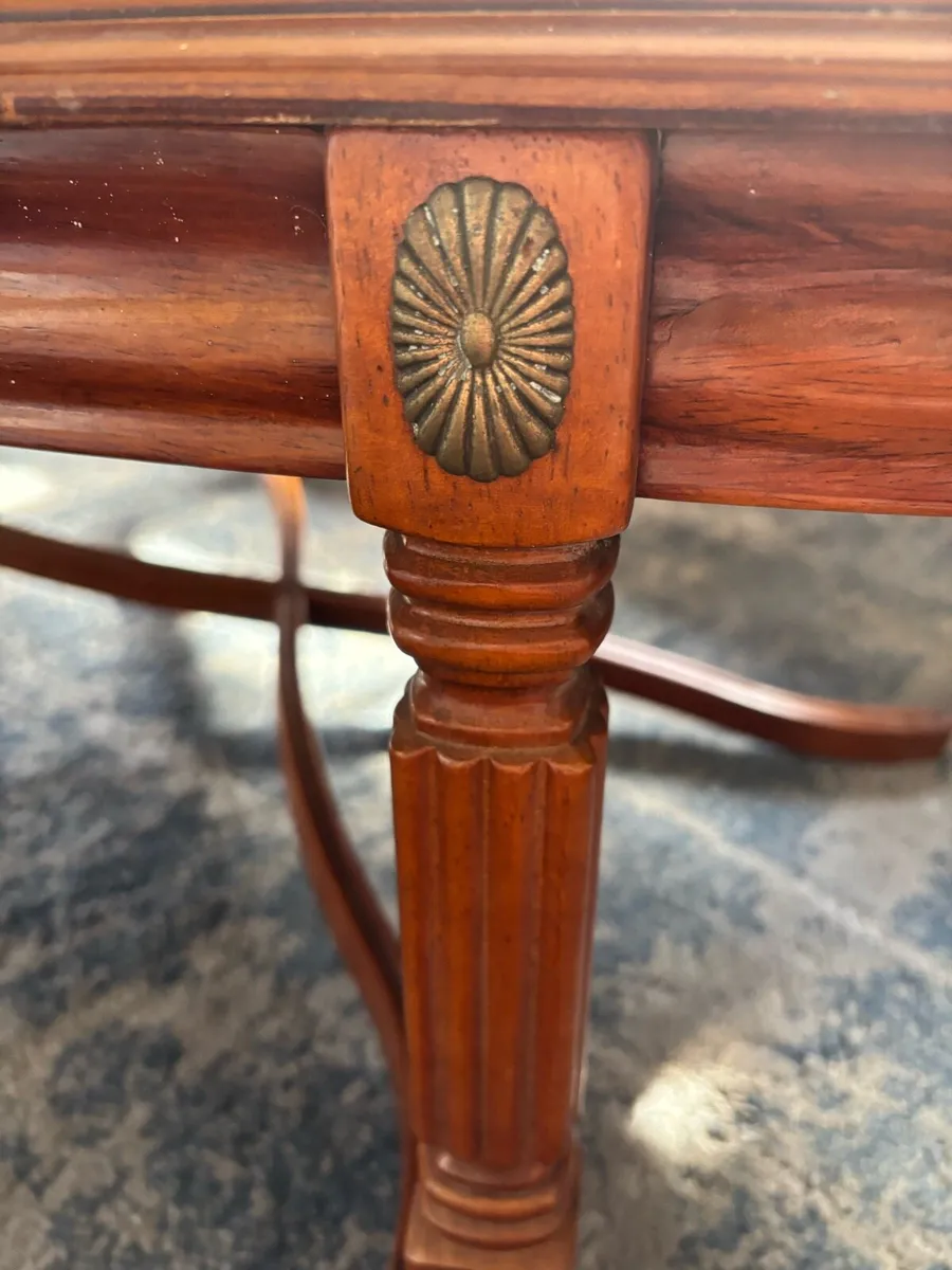 Vintage table - Image 3