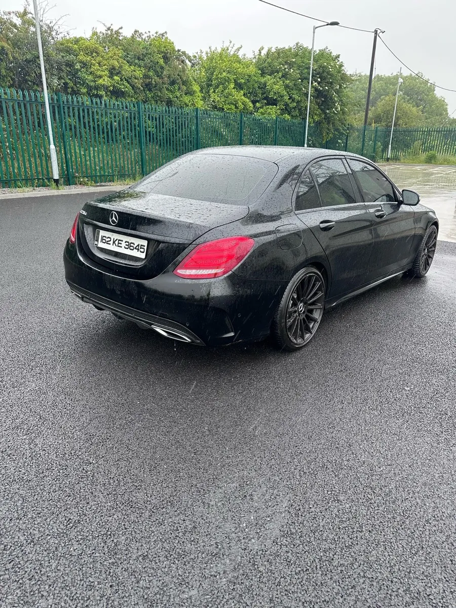 Mercades C220D AMG LINE - Image 4