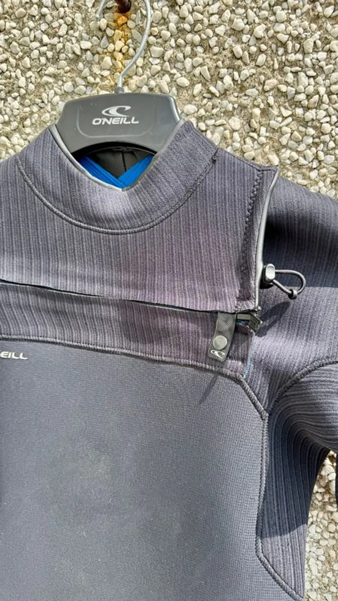 ONeill Surf or Sup Wetsuit Mens 5-4mm Size M (Tall) - Image 3
