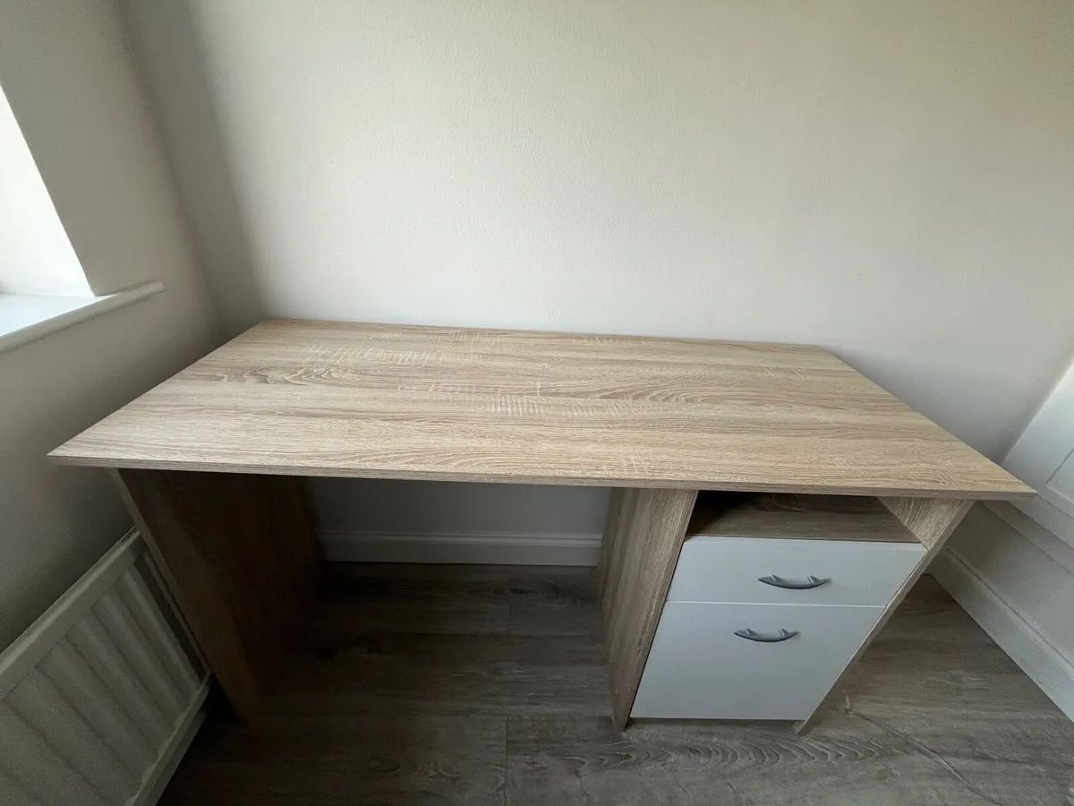 Study/Office Desk - Image 2