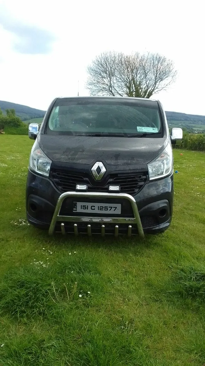 Renault Trafic 2015 - Image 1