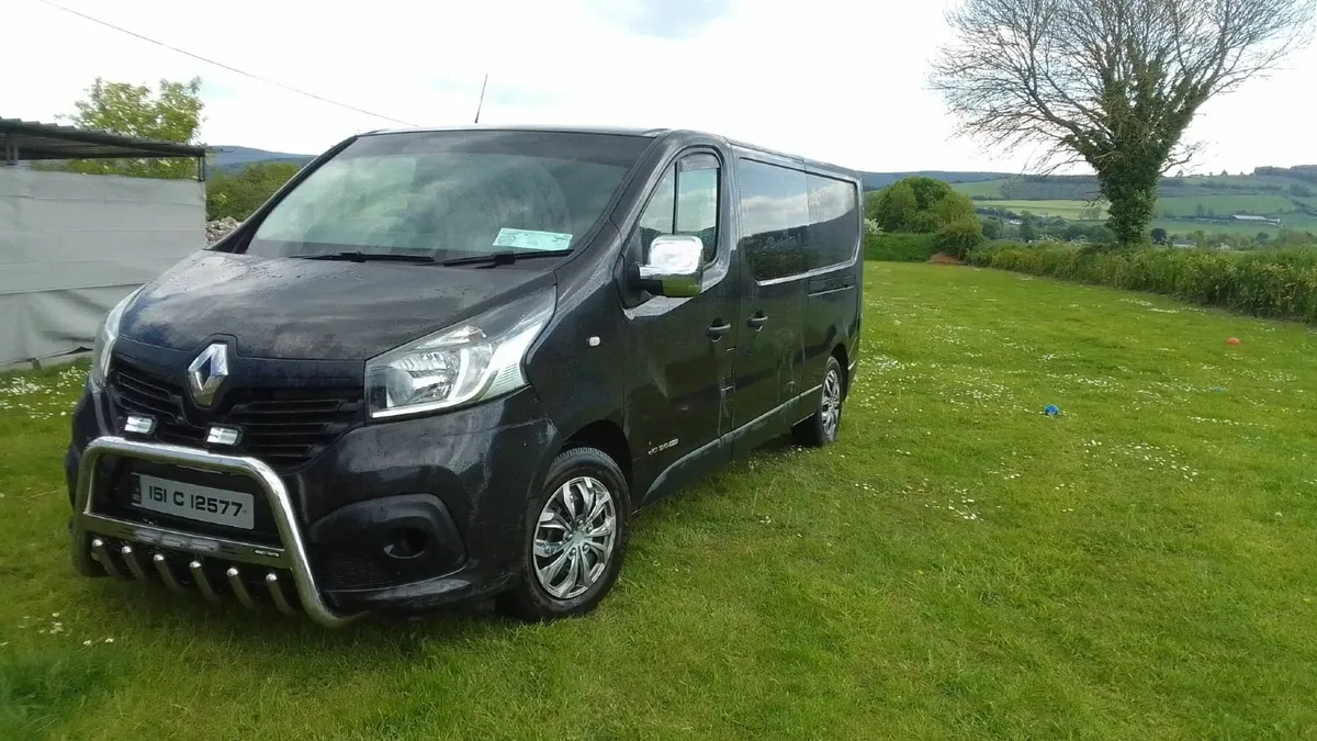 Renault Trafic 2015 - Image 2