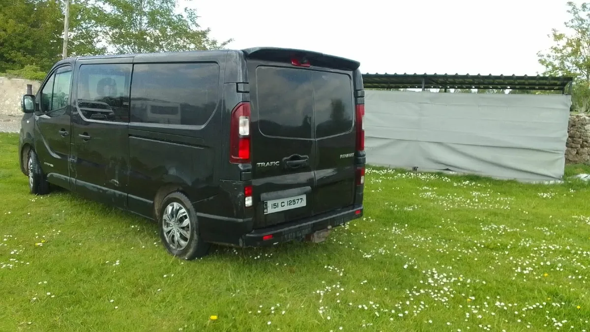 Renault Trafic 2015 - Image 3