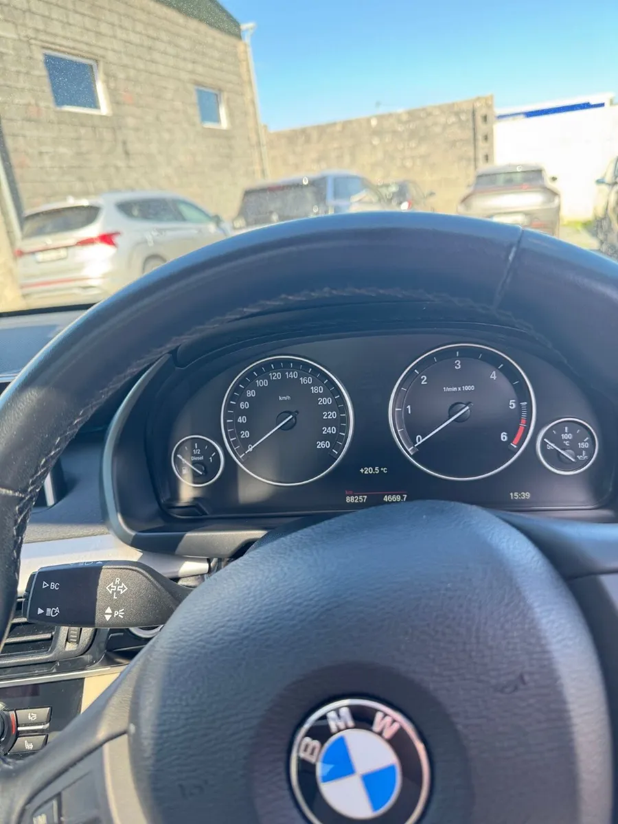 BMW X5 2015 - ONLY 89,000km - Image 4