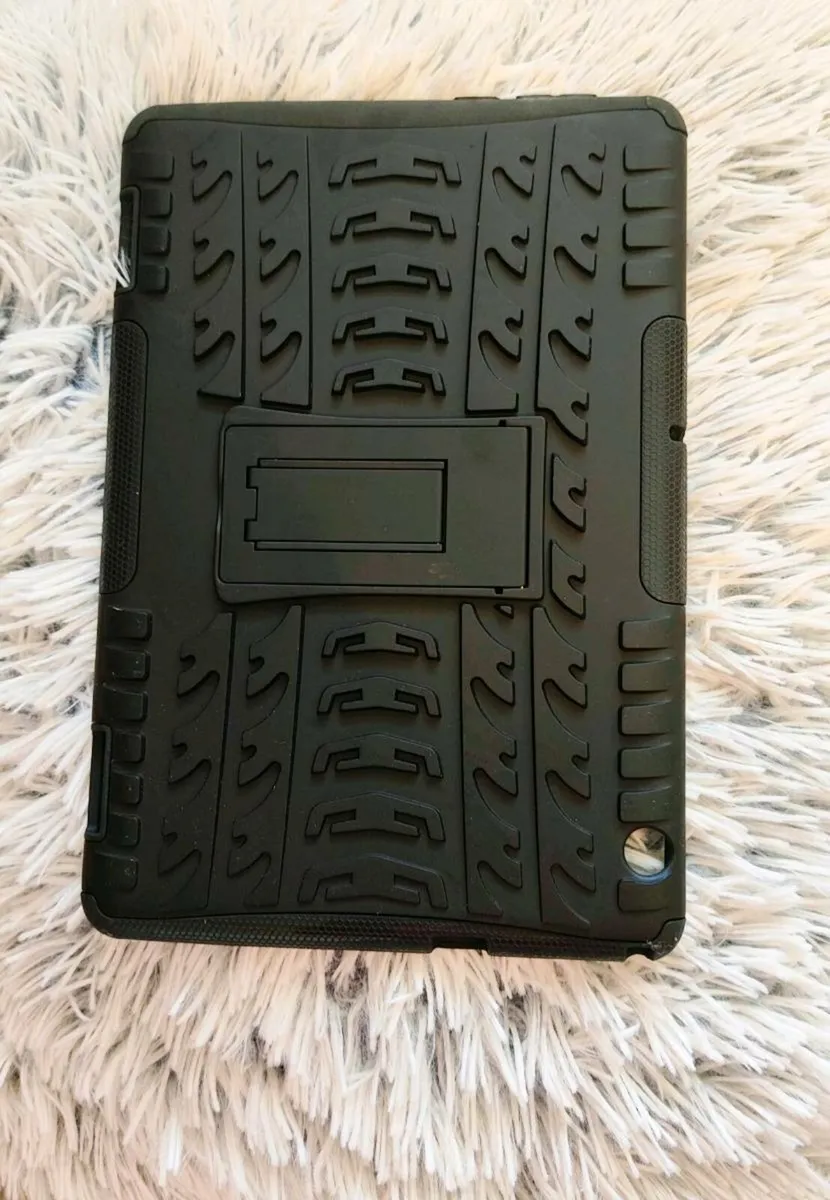 Lenovo Tab E10 Heavy Duty Case (TB-X104F) – Rugged - Image 1