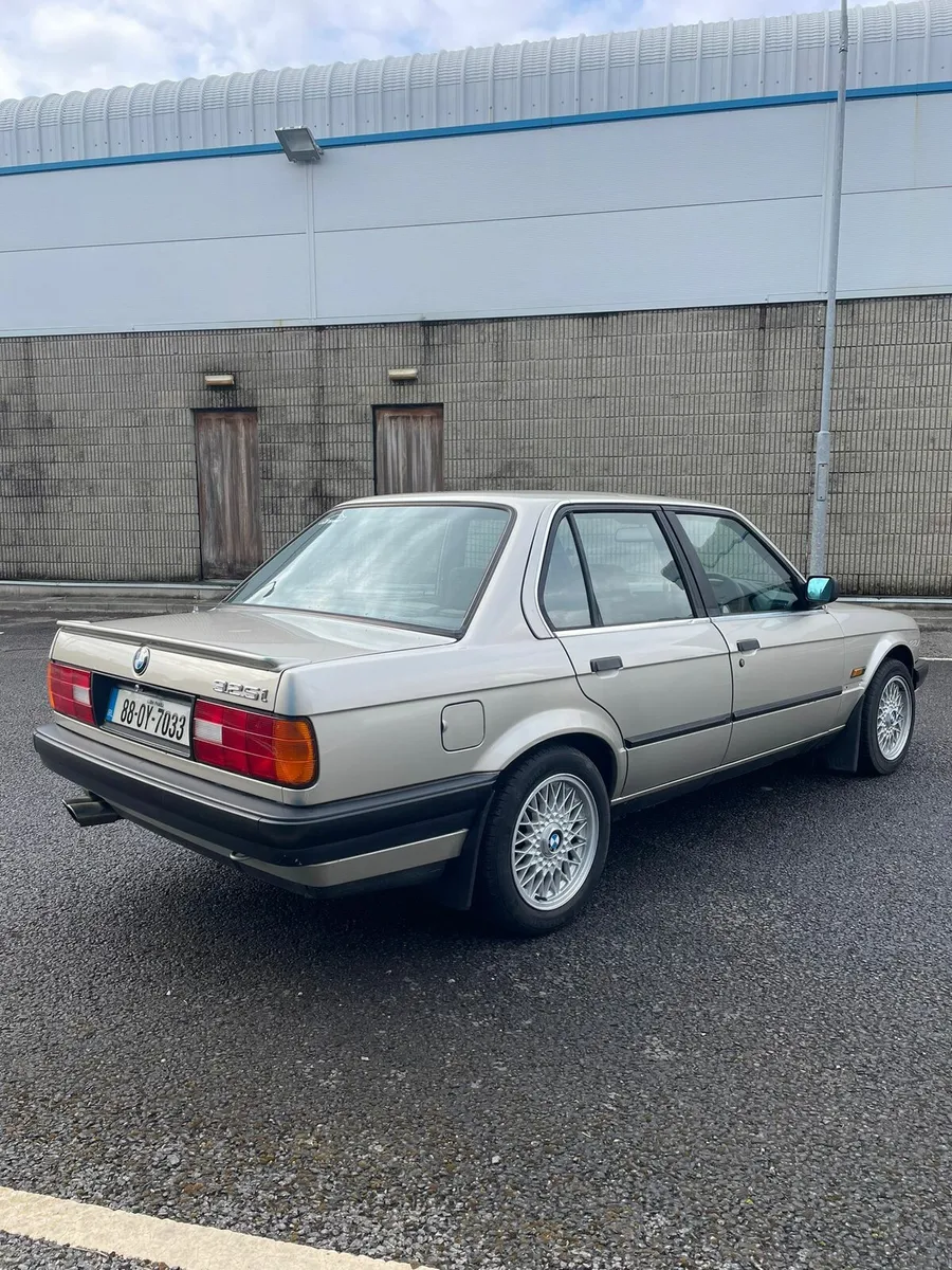 E30 325i - Image 3