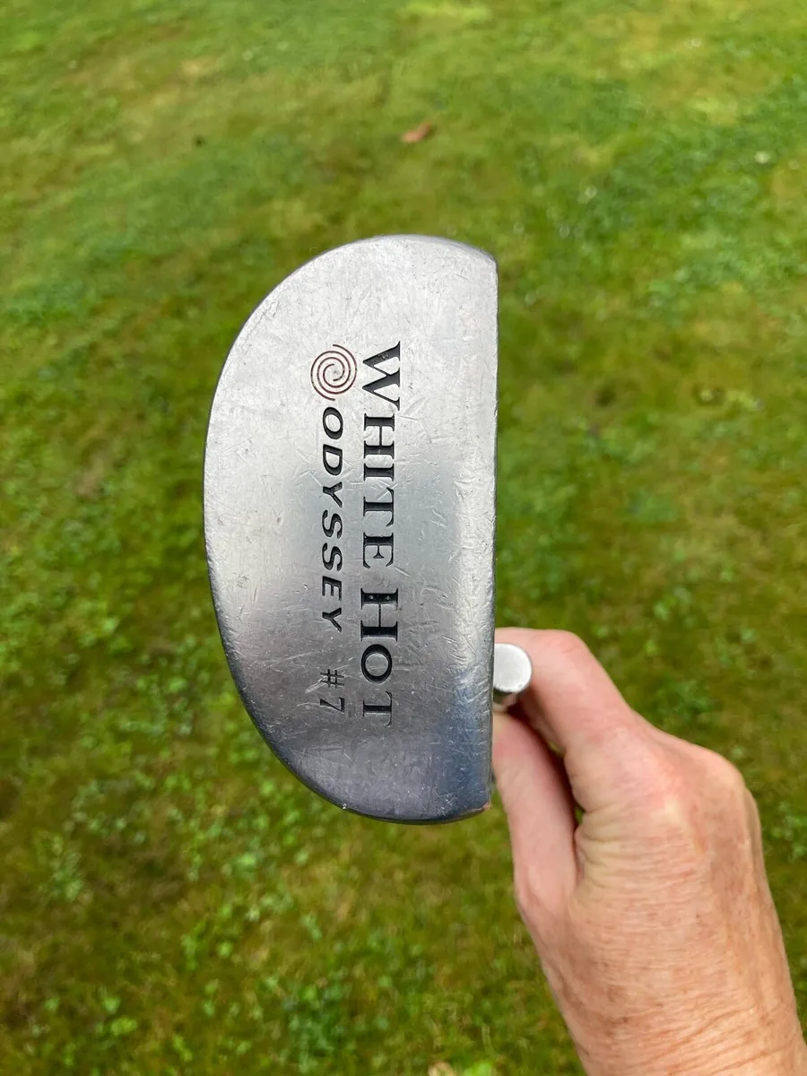 Odyssey Ladies White Hot Putter - Image 1