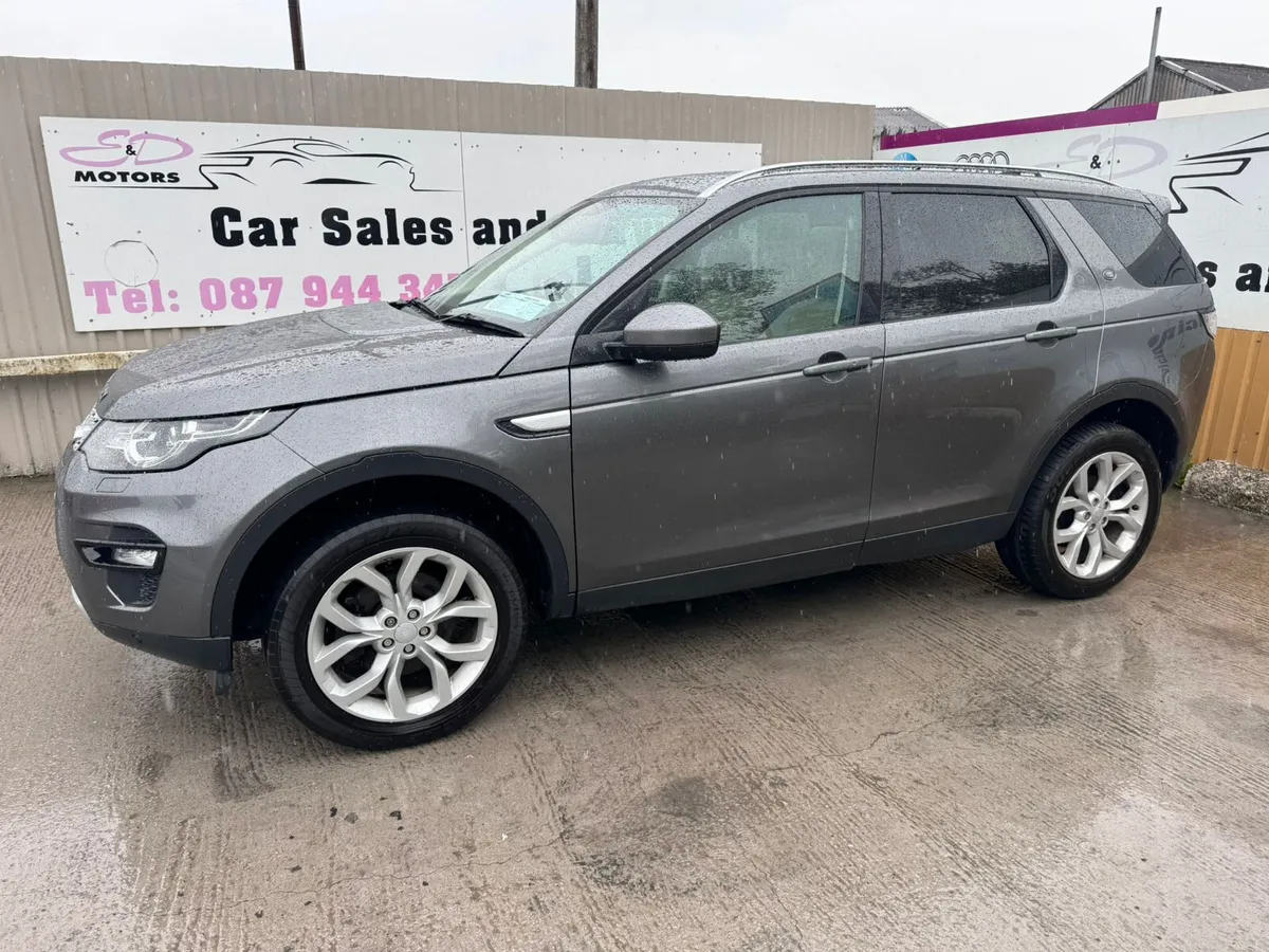 172 Land Rover Discovery Sport 2.0D HSE Auto - Image 2