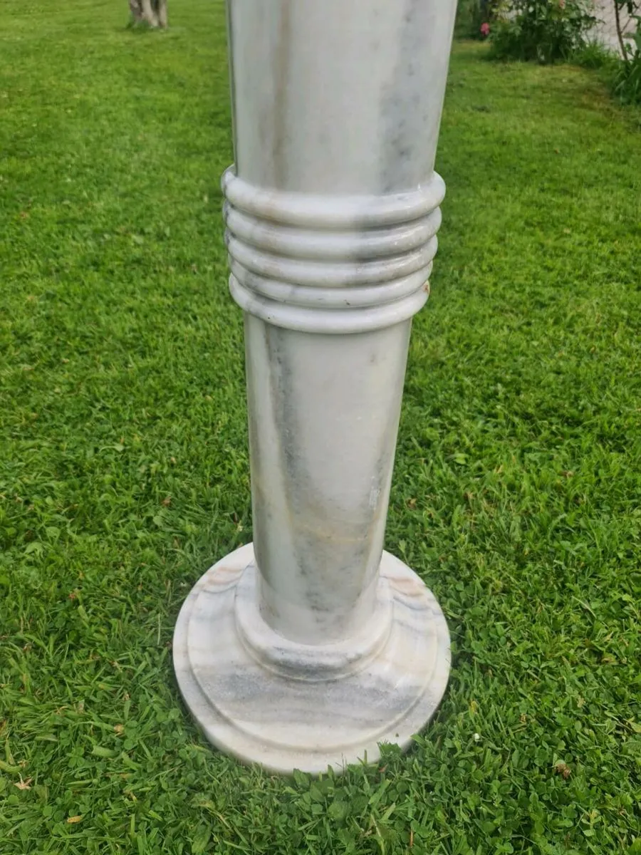 SOLID Marble Pedestals - Image 3