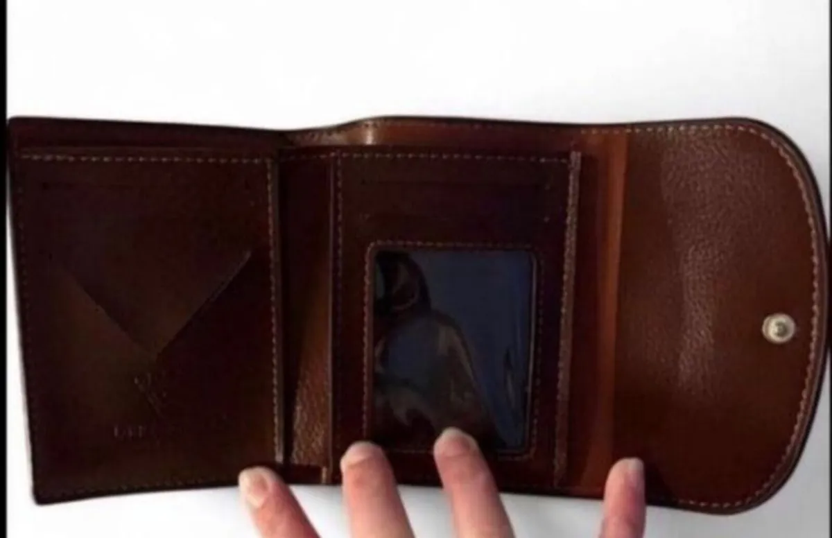 Brand New Ladies Small Purse.. - Image 2