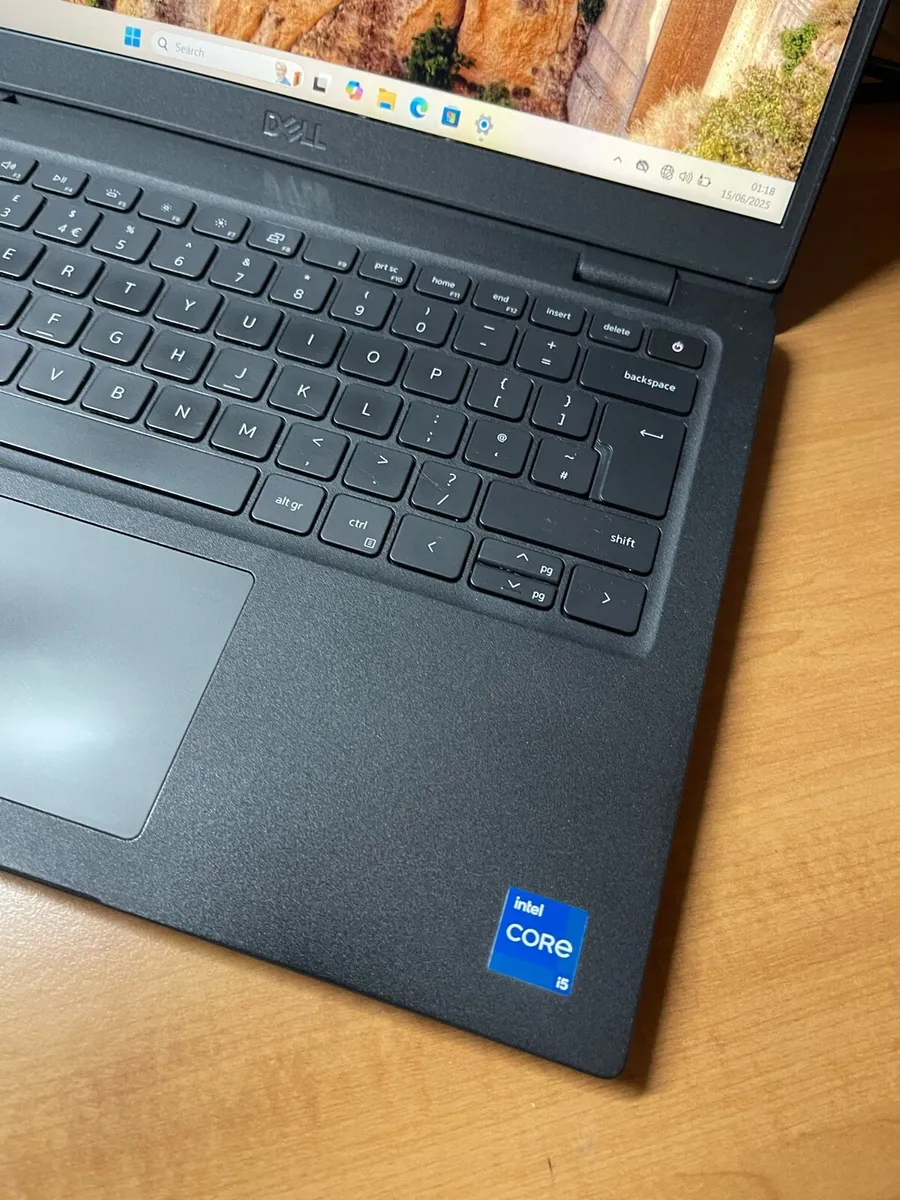 Dell laptop i5 11th generation win 11 - Image 2