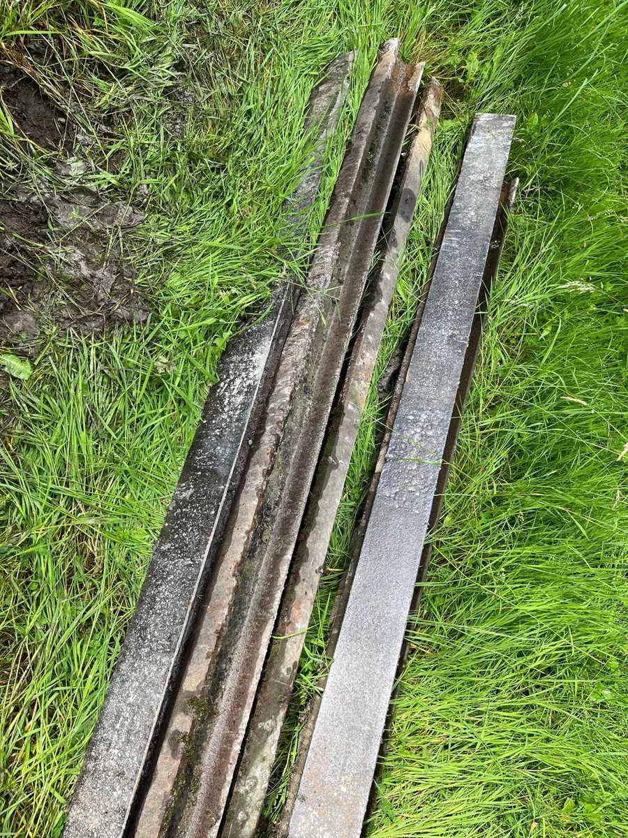 Steel Railway Tracks x6 - Image 2