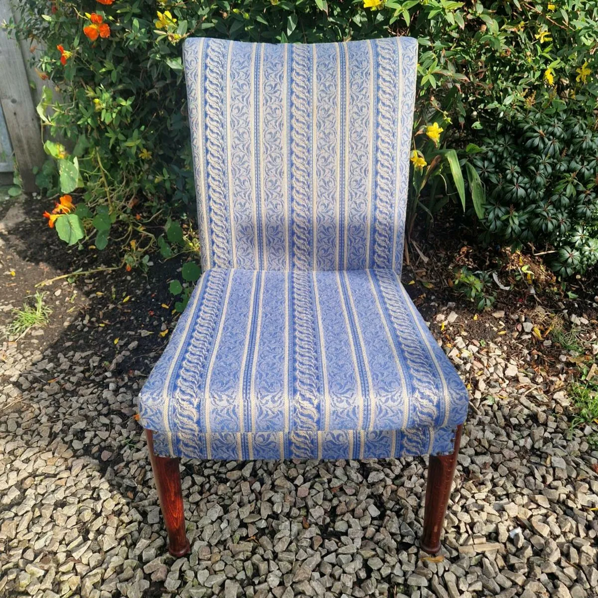 Chair - Image 4