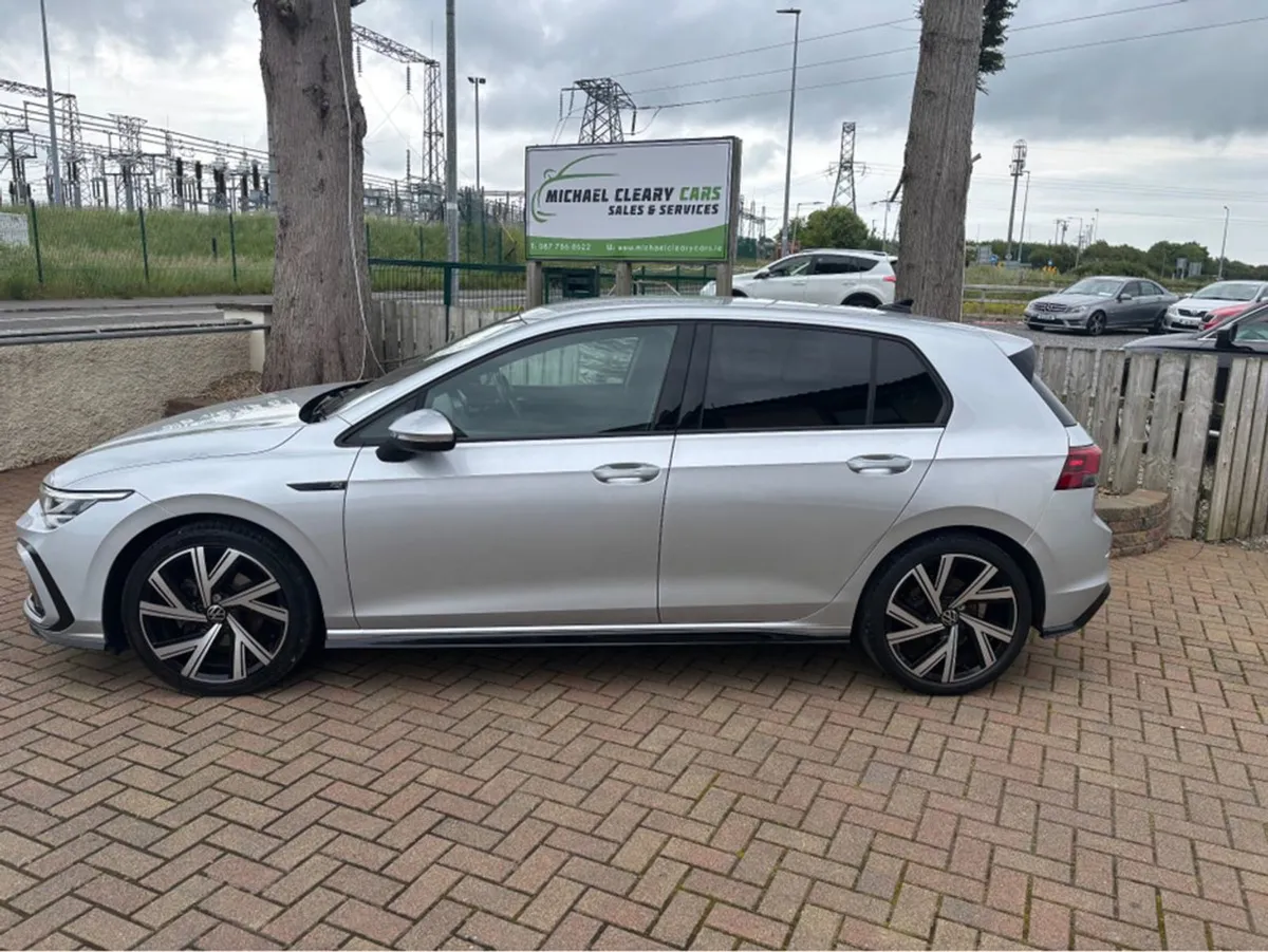 Volkswagen Golf R-line 1.5 TSI 130HP 5DR - Image 3