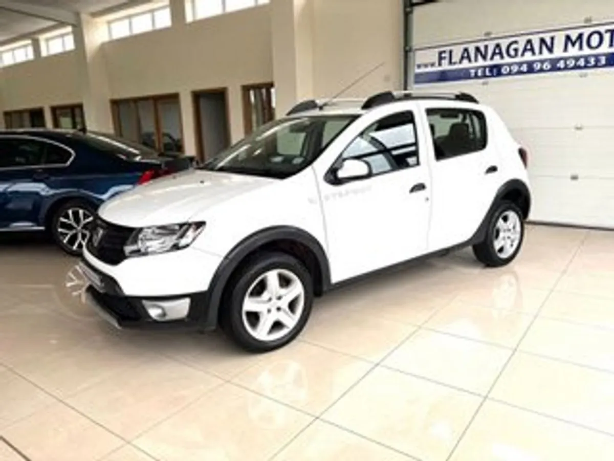 Dacia Sandero Stepway Stepway HIi Spec . 1.5 DCI - Image 2