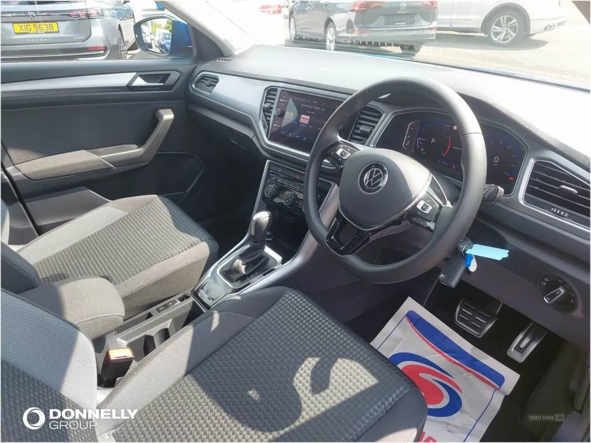Volkswagen T-Roc 1.5 TSI EVO Active 5dr DSG - Image 2