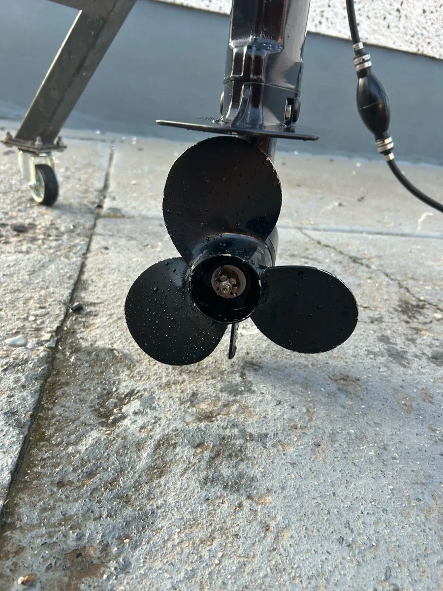 Tohatsu 6hp 4 Stroke Outboard Engine Longshaft. - Image 4