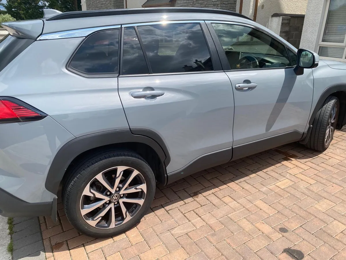 Toyota Corolla cross Hybrid 241 - Image 2