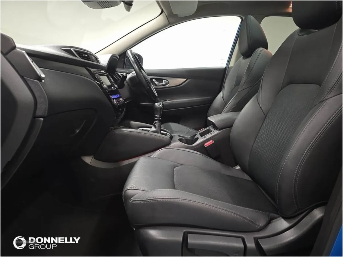 Nissan QASHQAI 1.7 dCi Tekna 5dr - Image 4